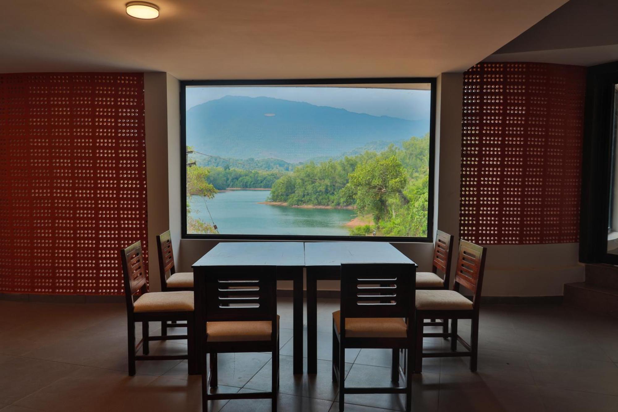 Serene Aqua Hills Kozhikode Ξενοδοχείο Mennanyam Εξωτερικό φωτογραφία
